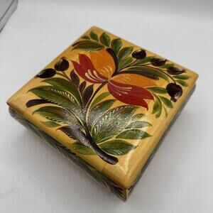 Russian Wood Hand Painted Trinket Box Grren Black Red
